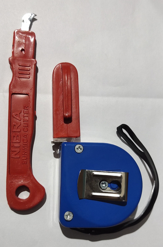 Gadariya King Measuring Tape 3 Meter with Stainless Steel And Plastic Laminate Cutter Measurement Tape(10 mm)
