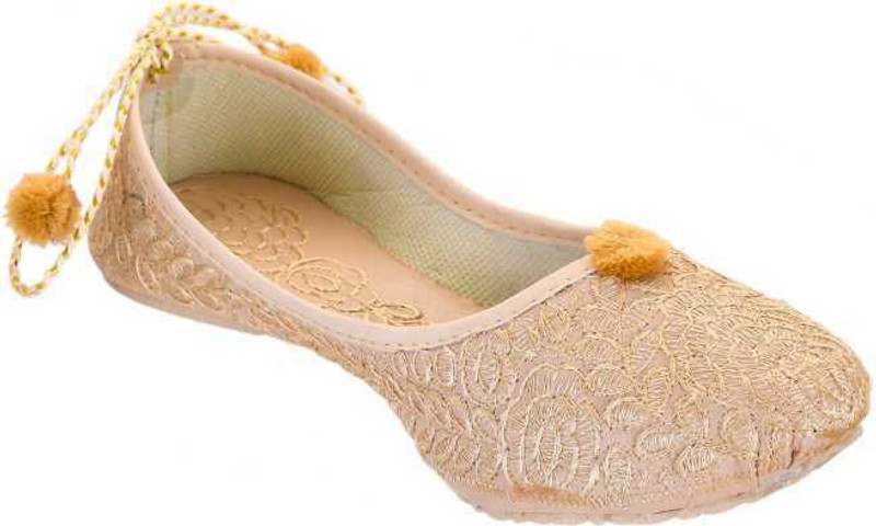 Clorigs Jutis For Women(Beige , 8)