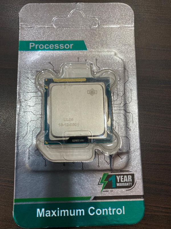 Proccesor world i3 3220 3.3 GHz LGA 1155 2 Core Processor Designed for Desktop(Silver)