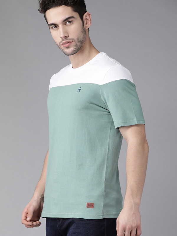 Roadster Colorblock Men Round Neck Green T-Shirt