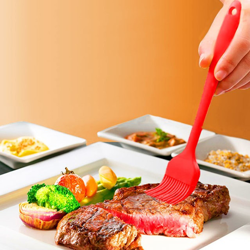 Giffy Food Grade Heat Resistant Large Silicone Brush Oil Brush For Cooking Barbecue Silicone Flat Pastry Brush(Pack of 1)