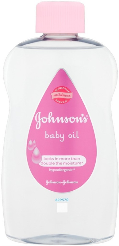 Johnson's Baby Oil Locks in more than double the moisture(500 ml)