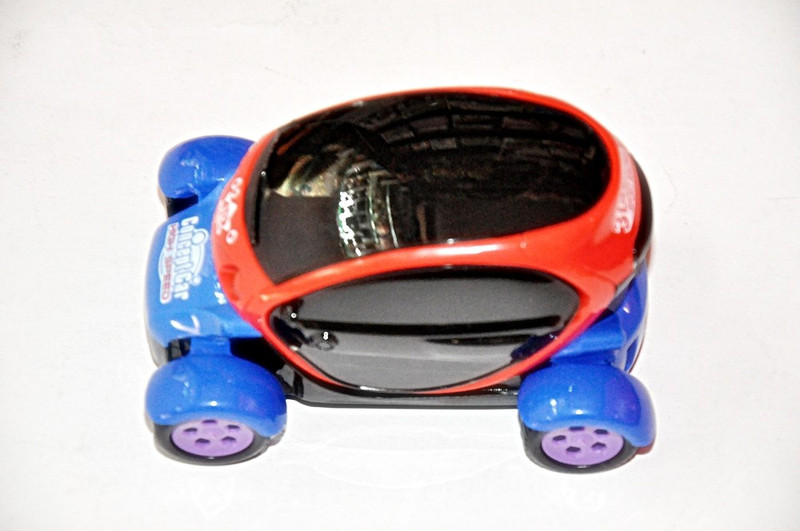 Ruppiee Shoppiee Doraemon 3D Light Car(Red, Blue)
