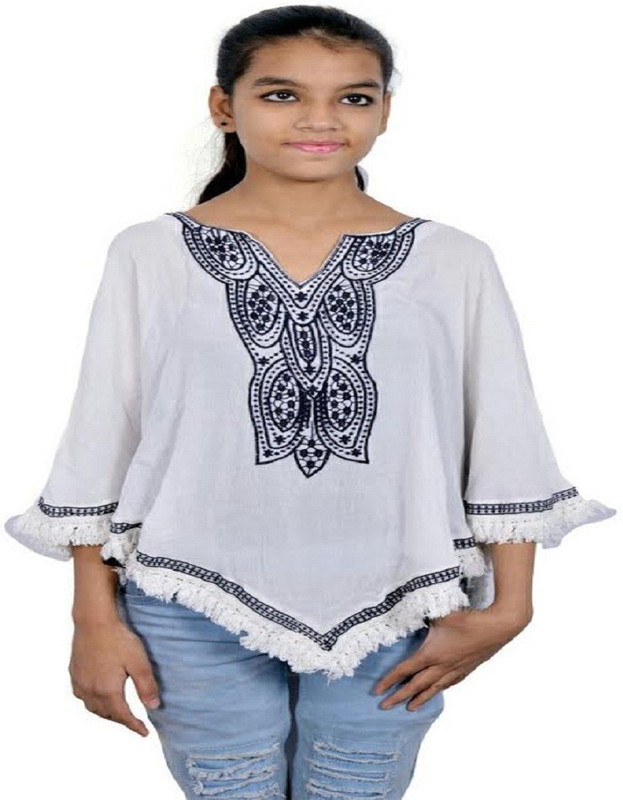 Styleava Poly Crepe Poncho
