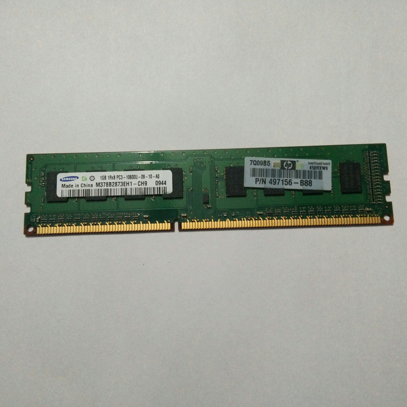 SAMSUNG M378B2873EH DDR3 1 GB PC (SAMSUNG 1 GB DDR3 10600U)(Green)