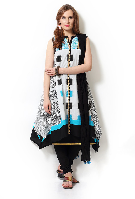 Trishaa by Pantaloons Printed Kurta, Palazzo & Dupatta Set