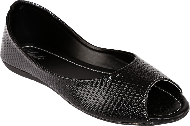 Jade Girls Mule(Slip ons)(Black) RS.573 (65.00% Off) - Flipkart