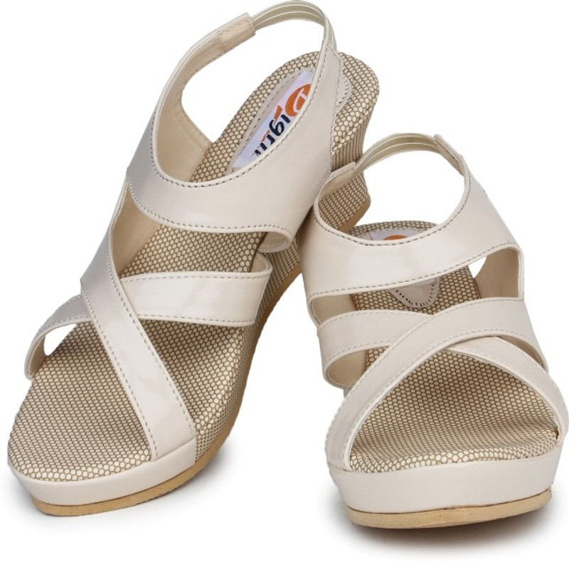 Digni Women Off White Wedges Digni Women Off White Wedges