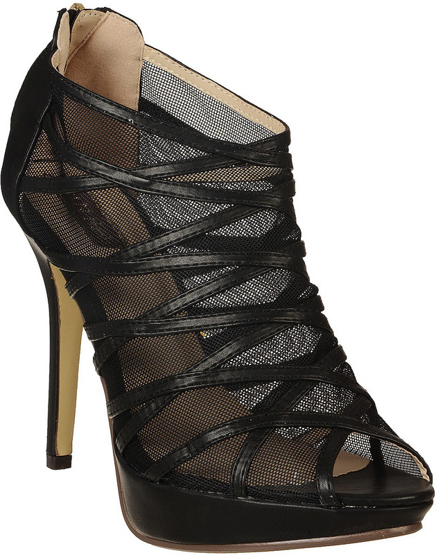 Flat n Heels Women Black Heels