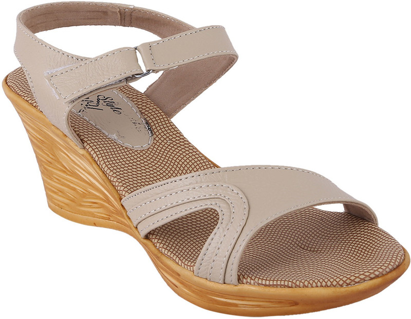 Style Buy Style Women Beige Sports Sandals