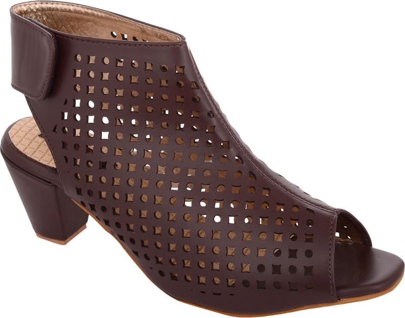 Exotique Women Brown Heels