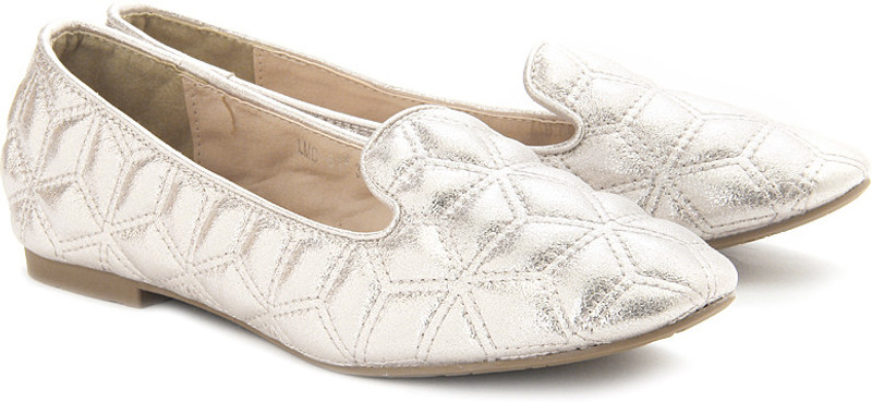 Tresmode Women Women Gold Sandals