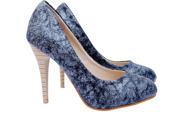 Ilo Women Black, Blue Heels