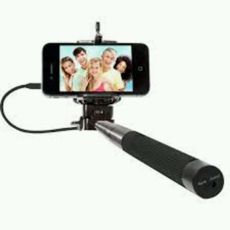 Mesmerize Cable Selfie Stick(Multicolor) RS.349 (65.00% Off) - Flipkart