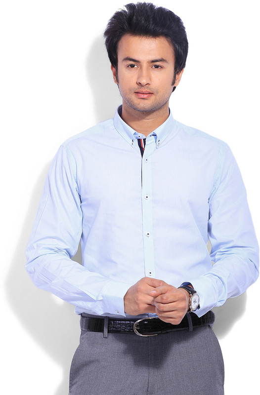 United Colors of Benetton. Men Solid Formal Light Blue Shirt