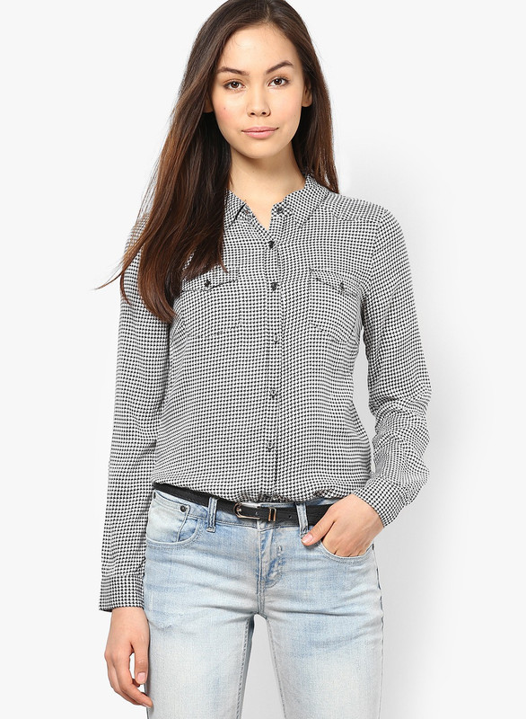 Vero Moda Women Houndstooth Casual White Shirt