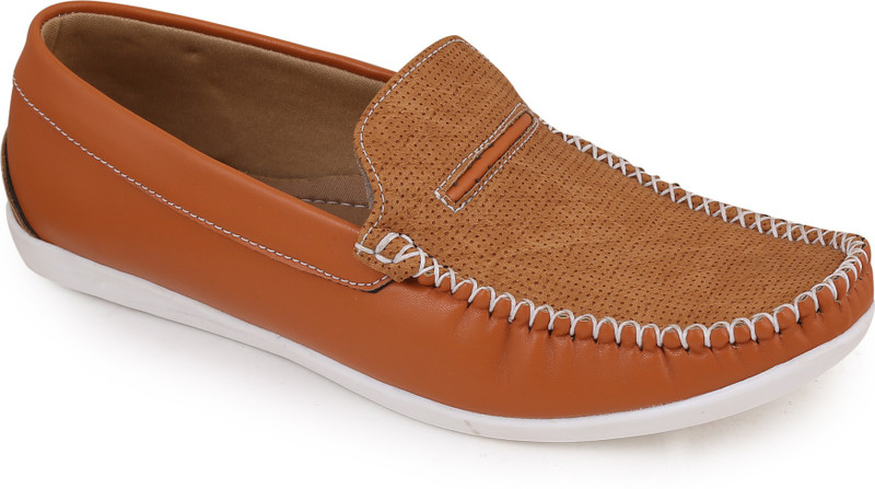 Quarks Classic Perforated Loafer Loafers For Men(Tan)
