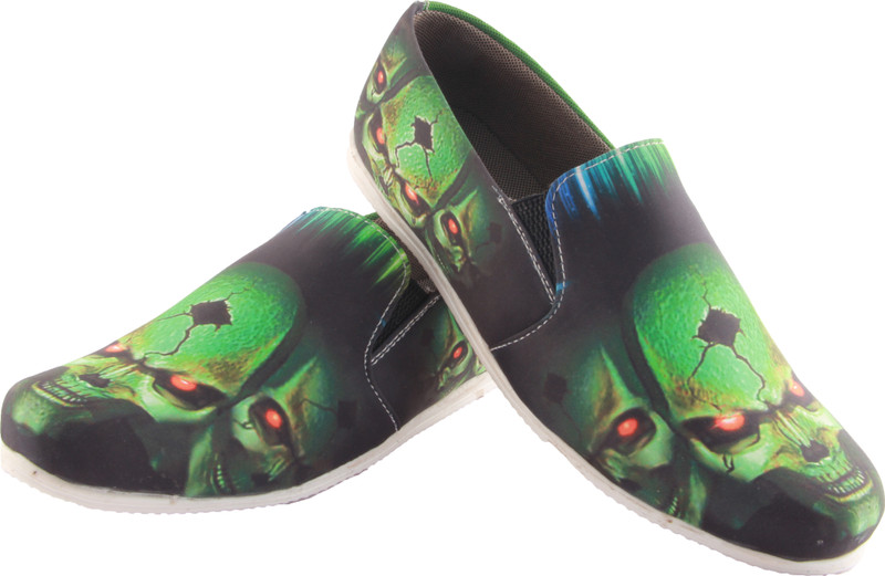 Zapatoz Zapatoz Green Evil Loafers For Men(Green)