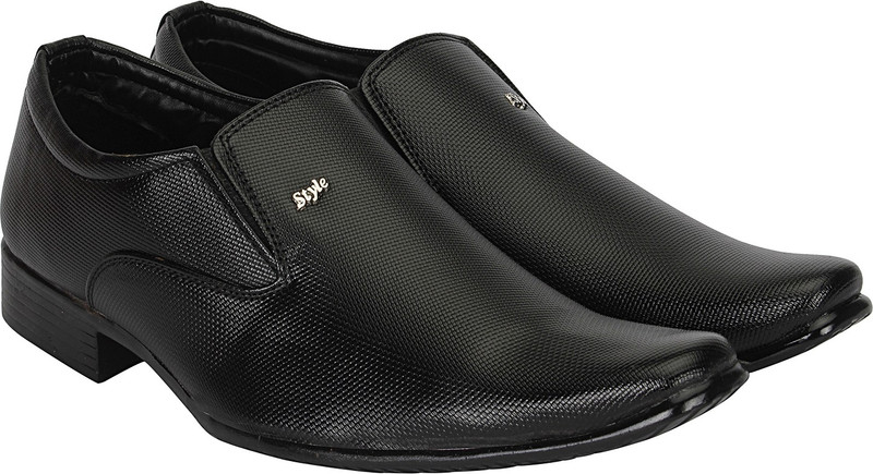 Kraasa Decent Slip On Shoes(Black) RS.499 (64.00% Off) - Flipkart