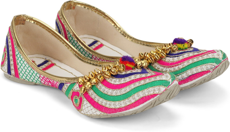 Jayn Martin Ethnic Jutis For Women(Multicolor)