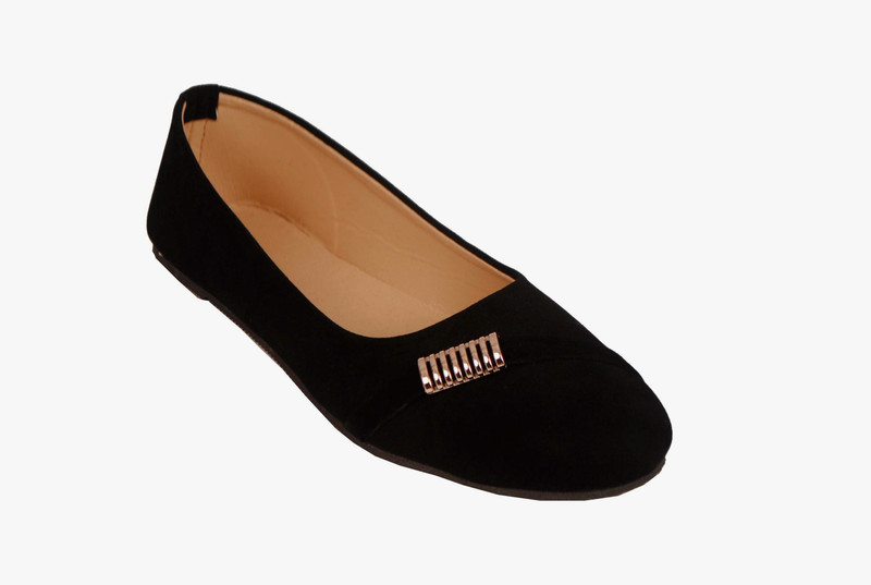 Saniya Twister buckle black Bellies For Women(Black)