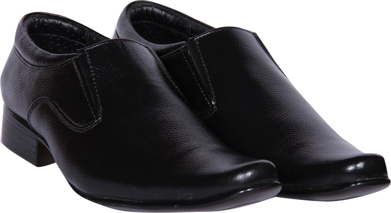 Jackboot Slip On For Men(Black, Black)