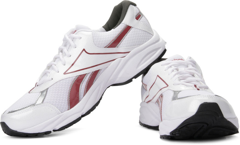 REEBOK Luxor Lp Running Shoes For Men(Red, White)