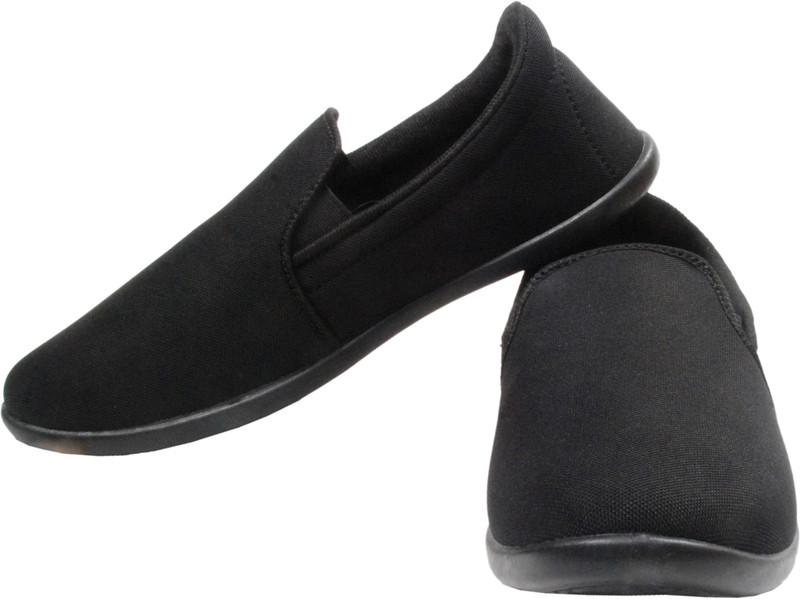 Shoe Striker Black casual shoes Loafers For Men(Black)