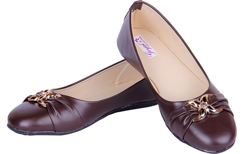 Goyal Brown Buckle Bellies For Women(Brown)