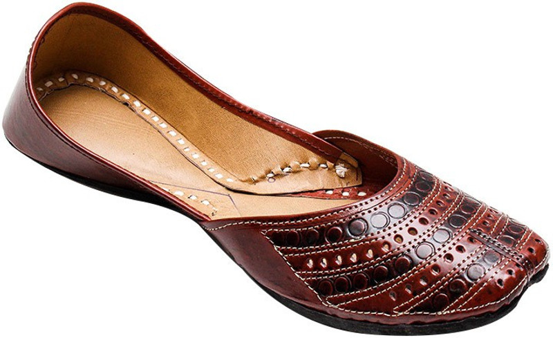 Port Ladies Punjabi Jutis For Women(Brown)