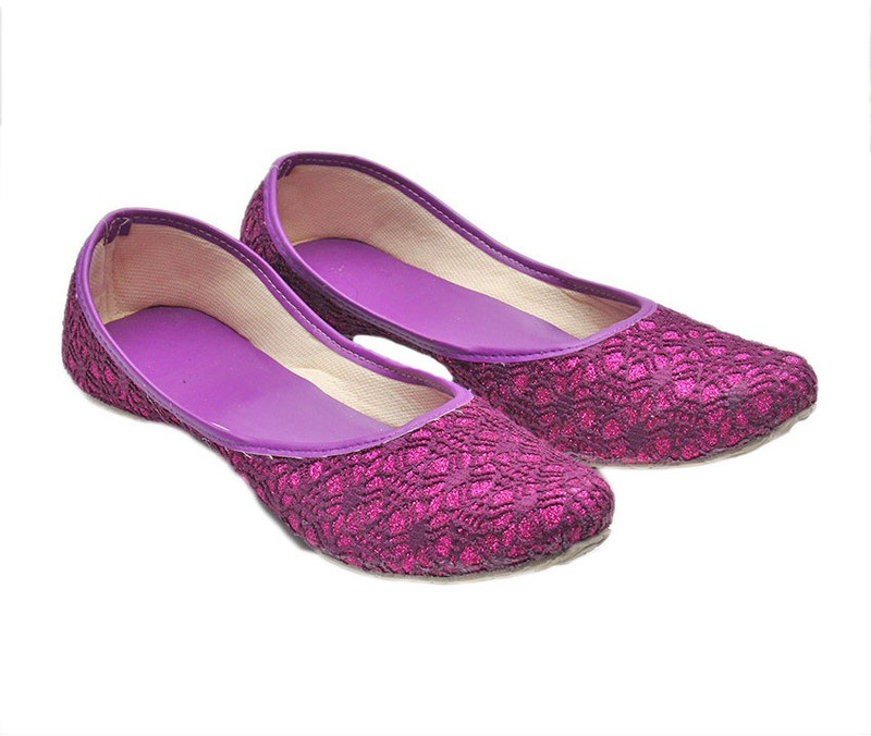 Port Ladies Pink Punjabi Jutis For Women(Pink)