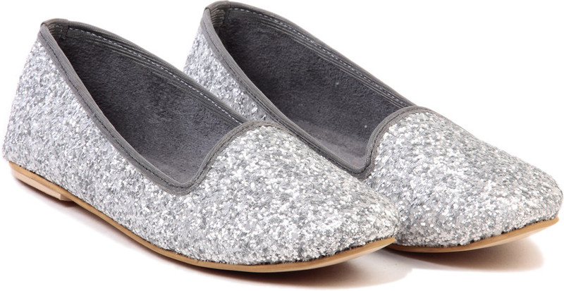 TEN TEN Amazing Ballerinas Women Closed Toe Belly For Women(Silver) RS.498 (72.00% Off) - Flipkart
