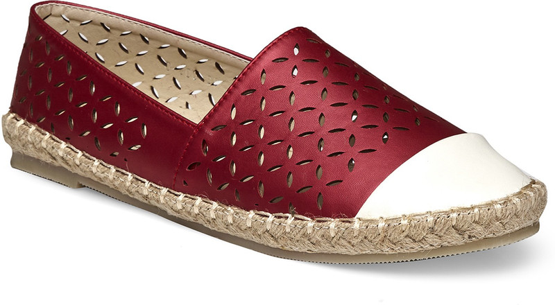 Larissa & Bella Casuals For Women(Red)