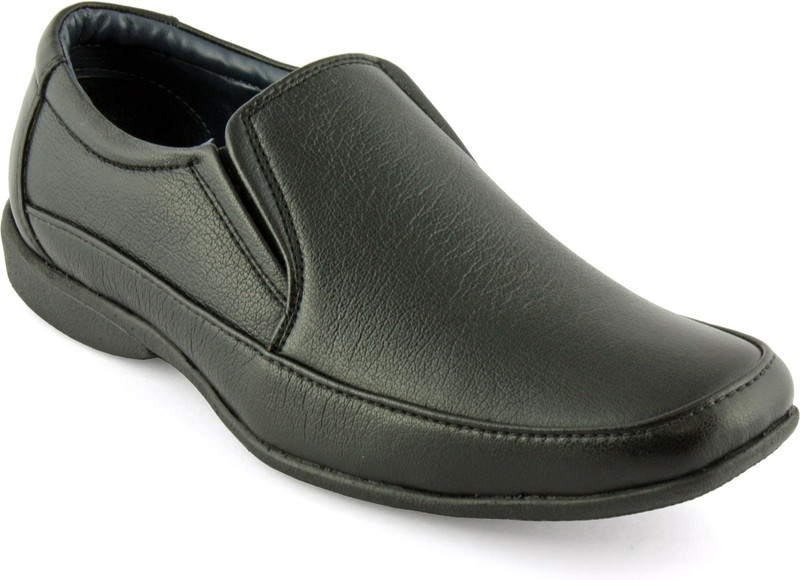 DeVEE UGO UBERTO Black Slip On For Men(Black)