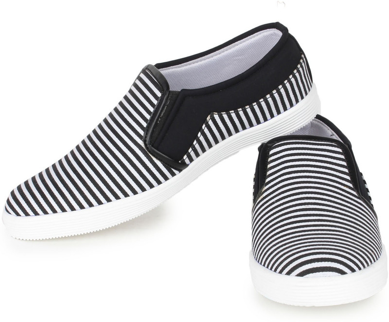 Beonza Casual Shoes For Men(White, Black)