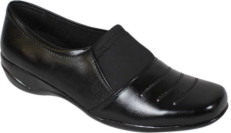 Footshez Bellies shoe For Women(Black)
