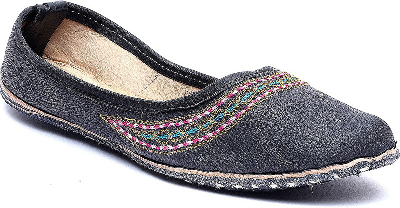 Paduki Ethnic Footwear For Women(Black)