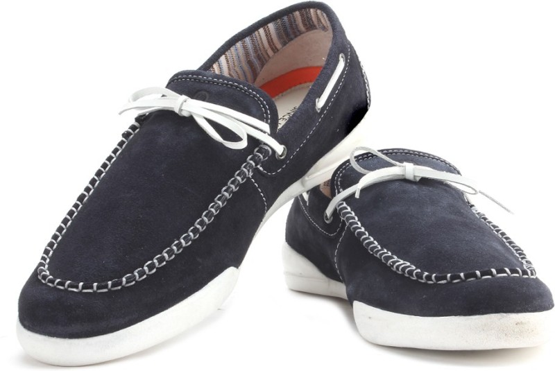 Flipkart - Men's Casual Shoes UCB, USPA, VANS & more