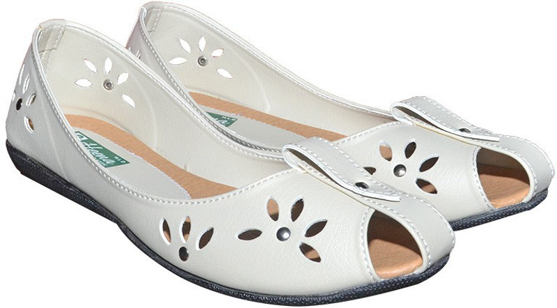 Port Lucy Bellies For Women(Beige)