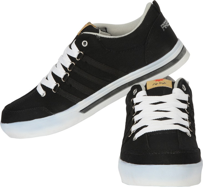 Firefox Canvas Shoes For Men(White, Black)
