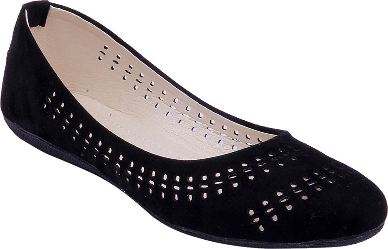 Goyal Black Punch Bellies For Women(Black)