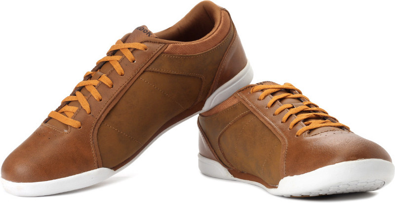 REEBOK CL Court Sleek LP Canvas Shoes For Men(Tan, Orange)
