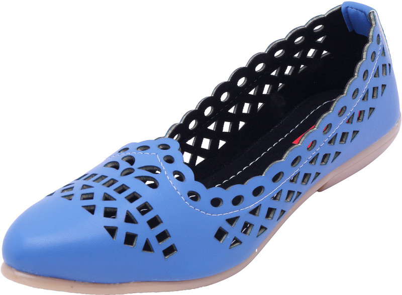 Footrendz Cut Work Bellies For Women(Blue) Footrendz Cut Work Bellies For Women(Blue)