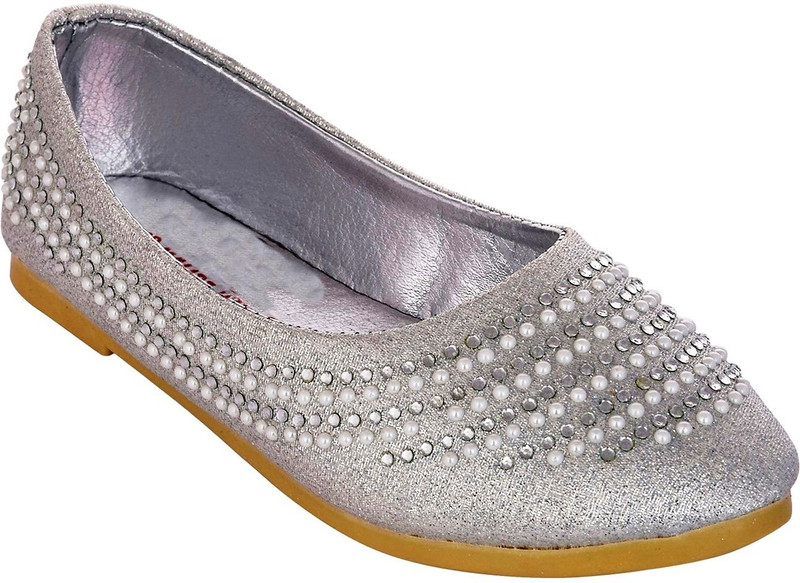 Glinchy Comfortable Party Wear Synthetic Leather Bellies For Women(Silver)