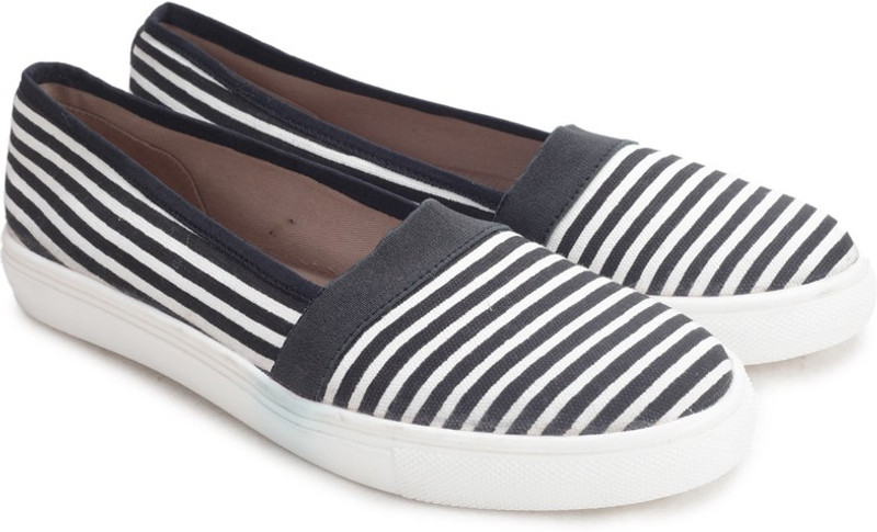 Miss CL By Carlton London Miss CL Canvas Shoes For Women(Black)