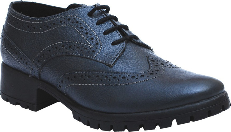 Ilo Outdoor Shoes For Women(Navy)