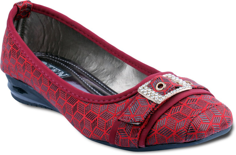 TEN Elegant Women Bellies For Women(Red) RS.2999 (73.00% Off) - Flipkart