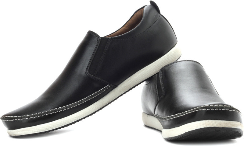 Buckaroo Maytee Nx Corporate Casuals For Men(White, Black)