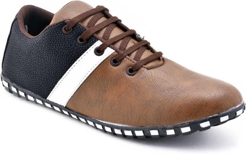 Boysons next generation casuals Outdoors For Men(Brown, Black)