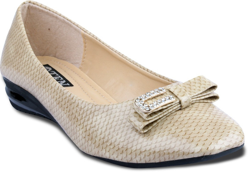 TEN Elegant Women Bellies For Women(Beige) RS.789 (73.00% Off) - Flipkart